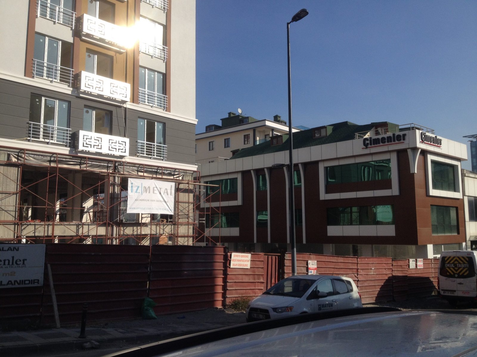 Çimenler Ümraniye Projesi İz Metal uygulaması